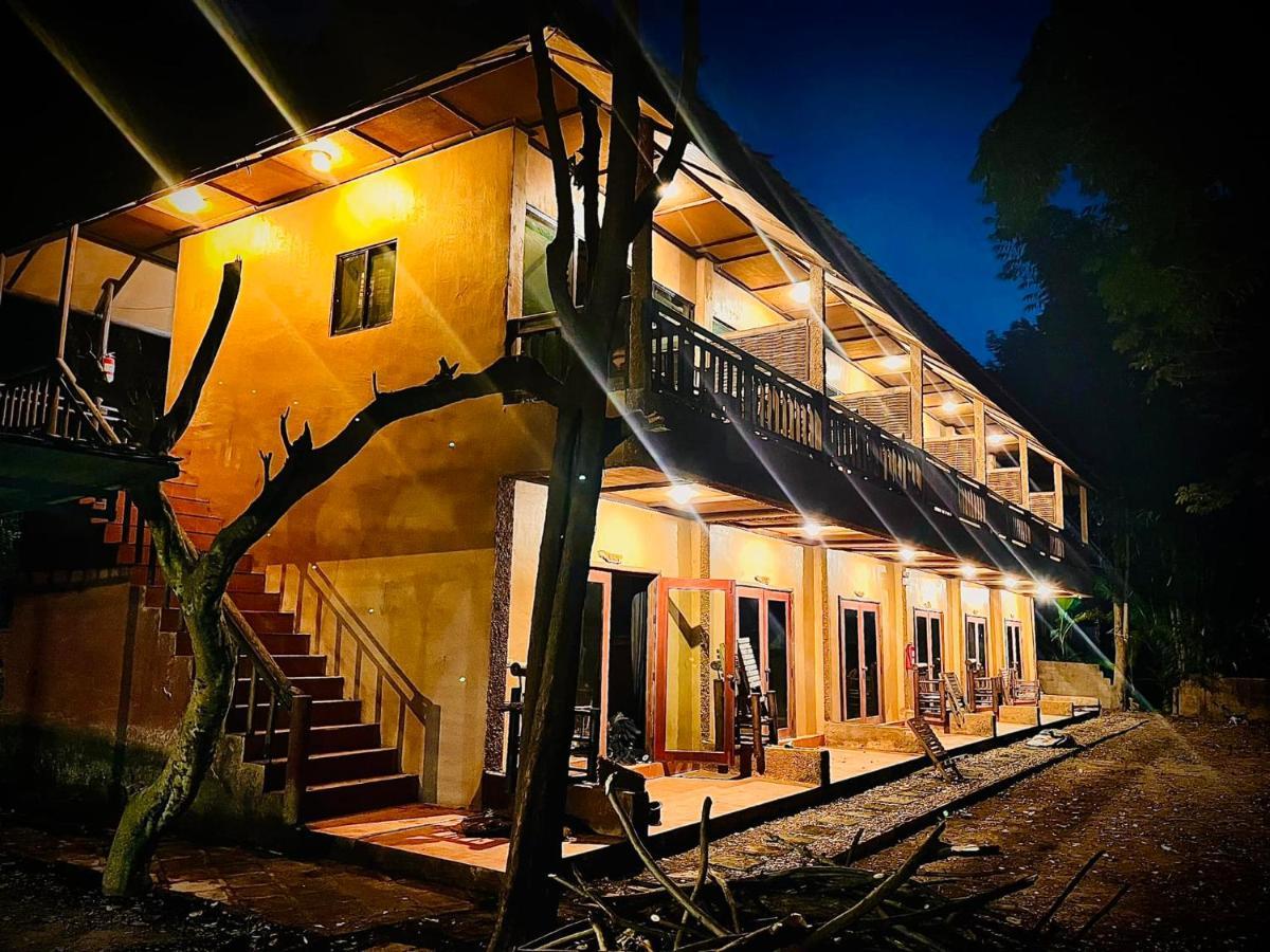 Akha River House Chiang Rai Bagian luar foto